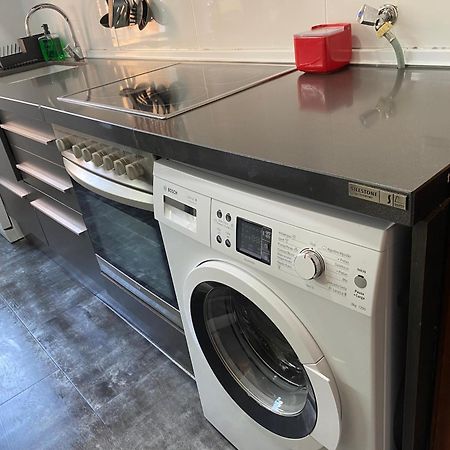 Apartaments Portbou Costa Brava מראה חיצוני תמונה