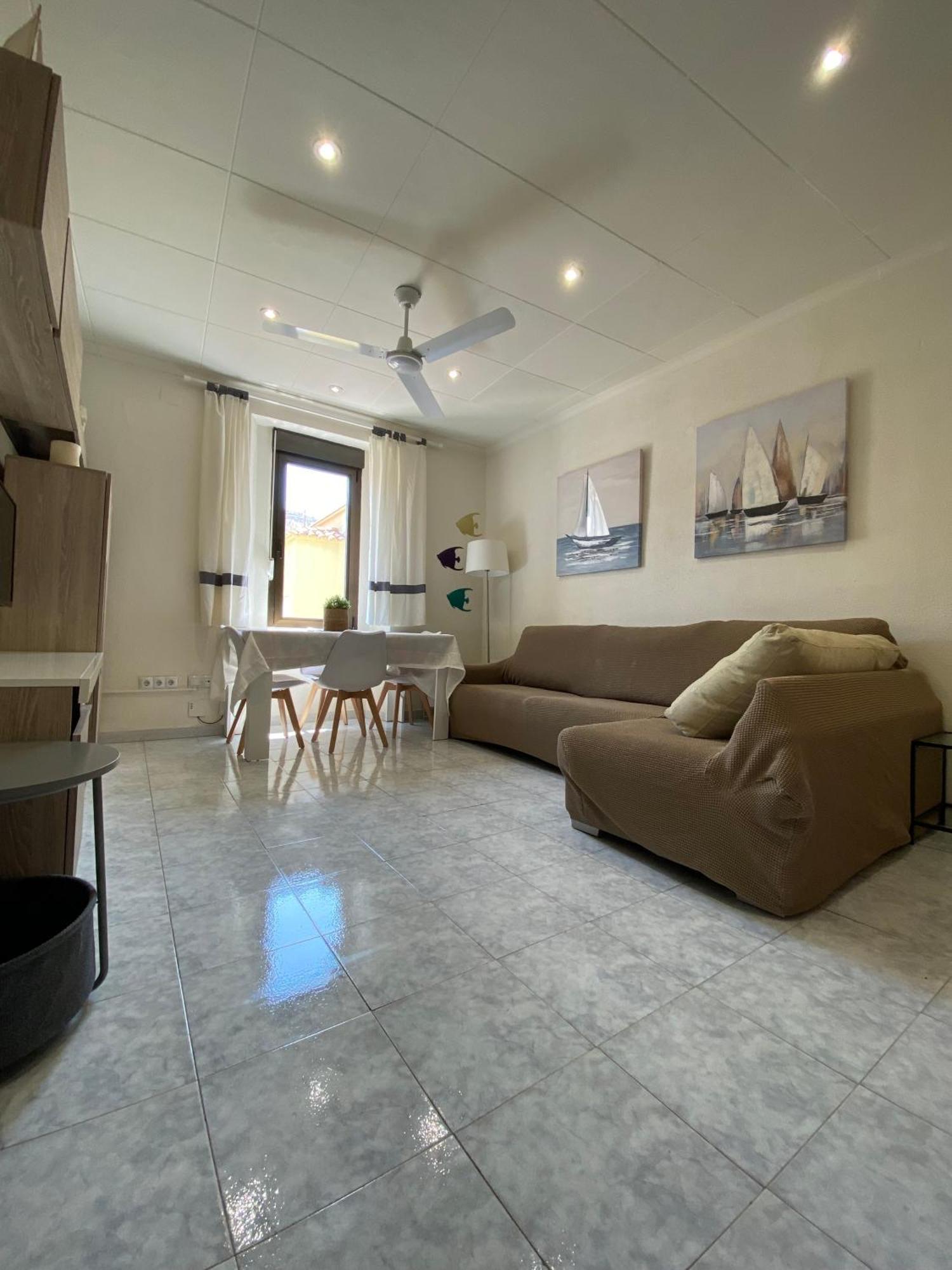 Apartaments Portbou Costa Brava מראה חיצוני תמונה
