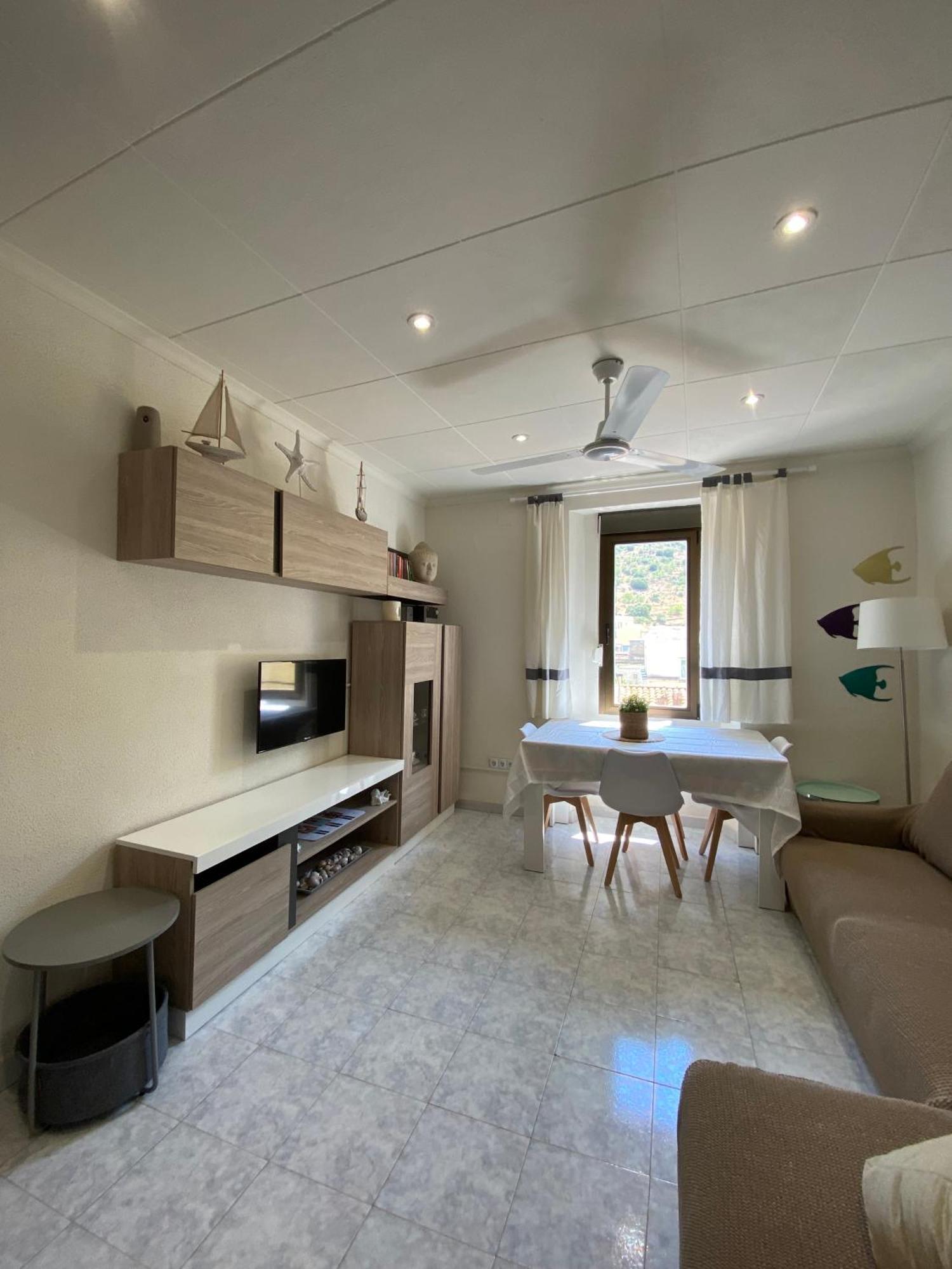 Apartaments Portbou Costa Brava מראה חיצוני תמונה